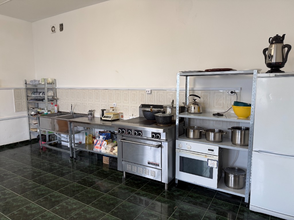 Кухня пансионата — Михайловск